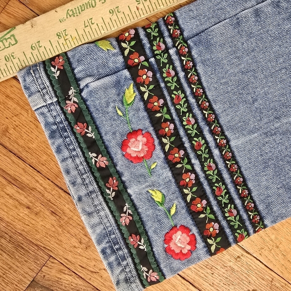 RVT Vtg Jeans 90’s Y2K Embroidered Bohemian Floral Sz 13/14 Jeans Womens Jrs - Picture 10 of 10